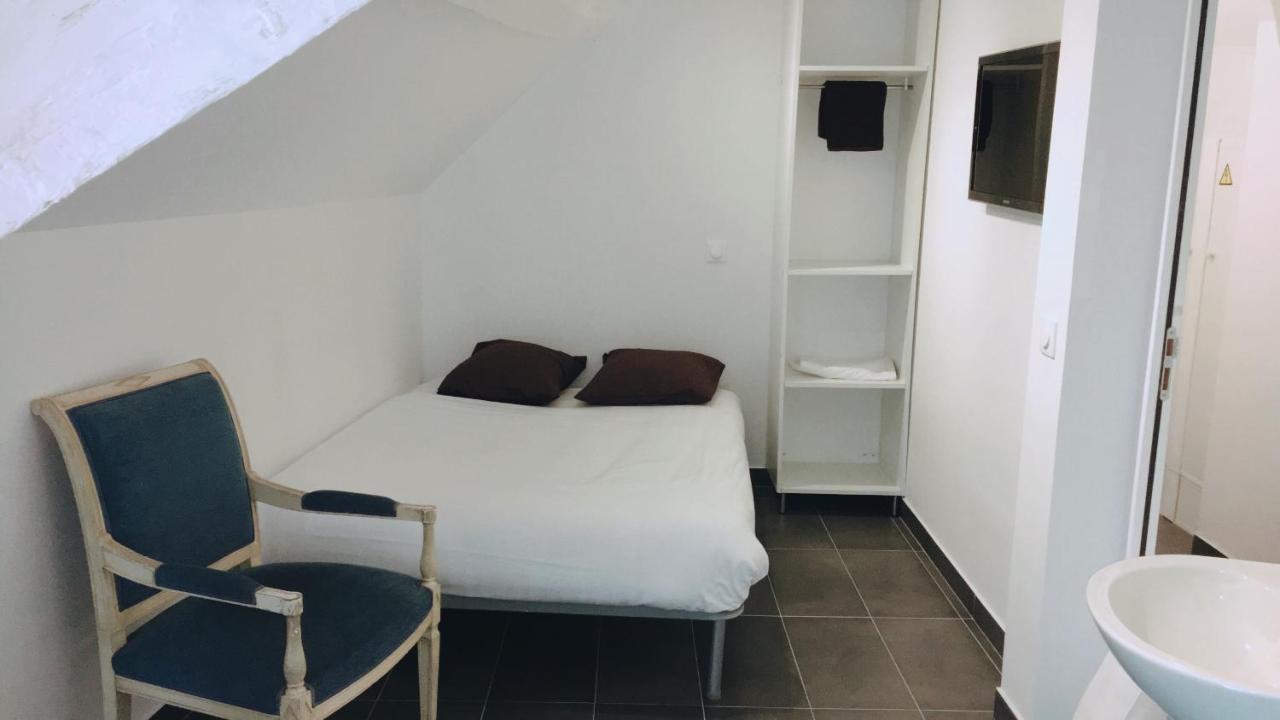 Hotel Sainte-Barbe Guignes-Rabutin Екстериор снимка