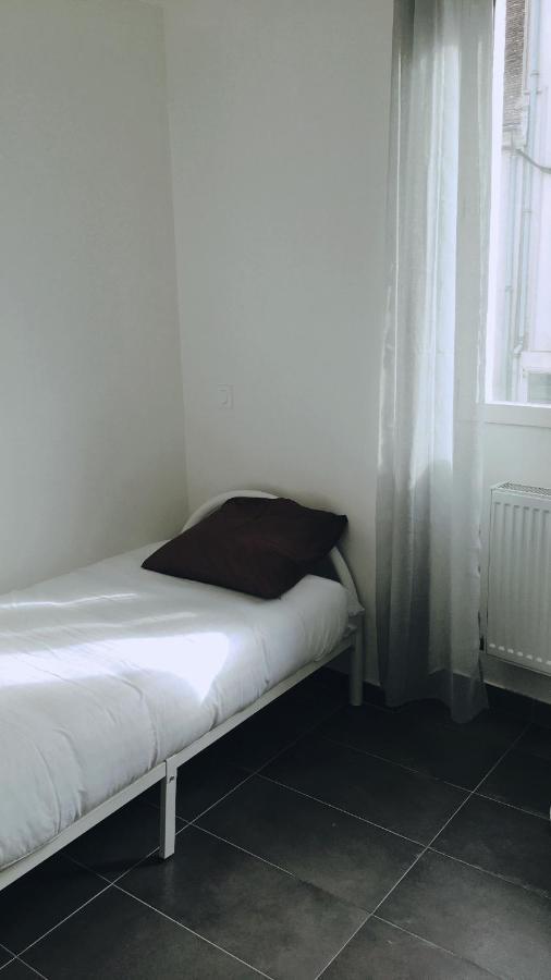 Hotel Sainte-Barbe Guignes-Rabutin Екстериор снимка
